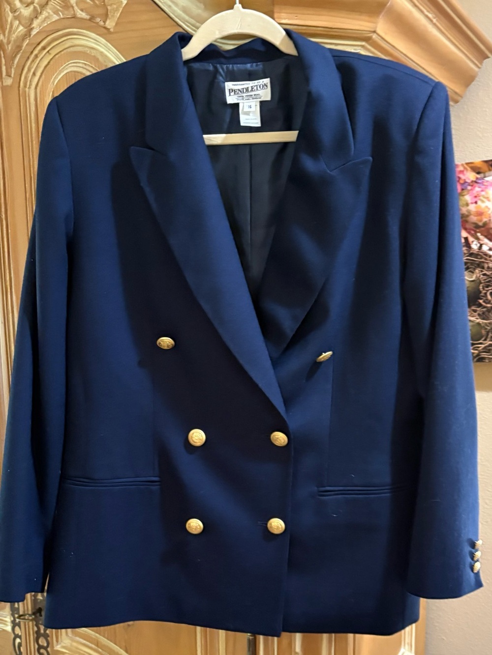 Classic Women's Navy Double-Breasted & Skirt PENDLETON
Size 16